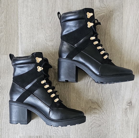 EDDE Black Lace Up Combat Boots with Gold Hardware – Size 8.5 - Picture 1 of 11